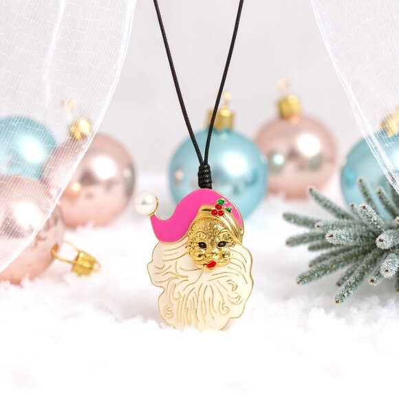 Adorable Santa face with pink hat pendant - Picture 1 of 1